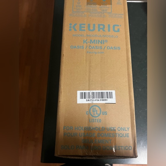 NWT Keurig K-Mini Single Serve Coffee Maker, Oasis - Picture 9 of 9